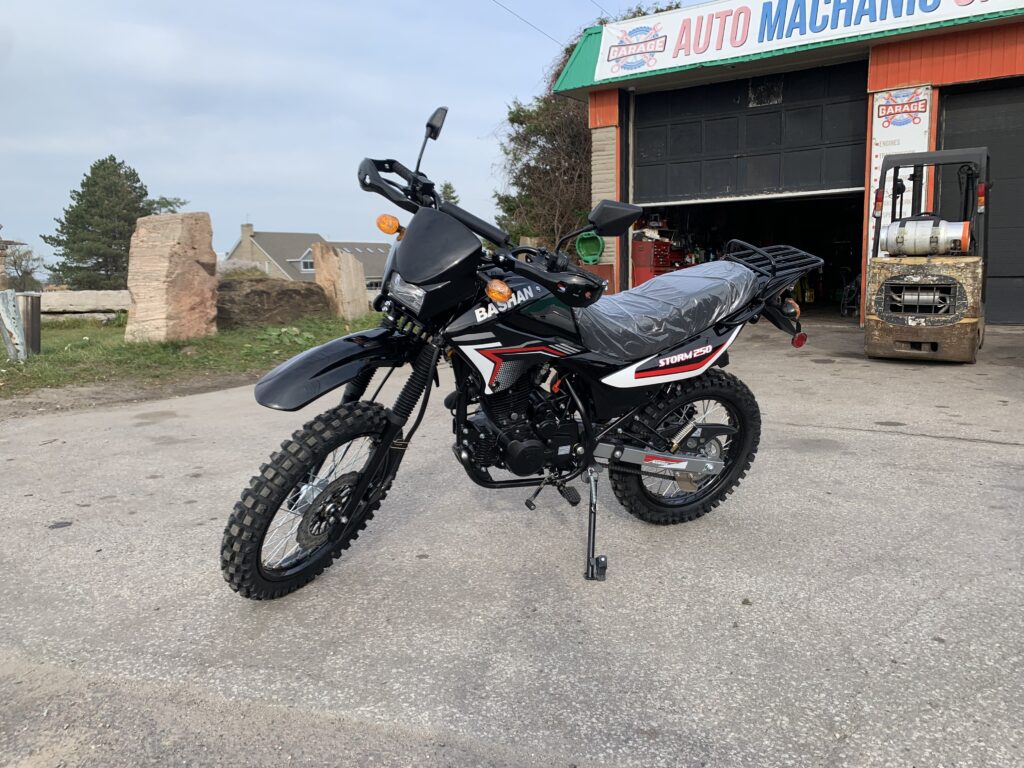 Bashan Storm 250cc Enduro Dirtbike